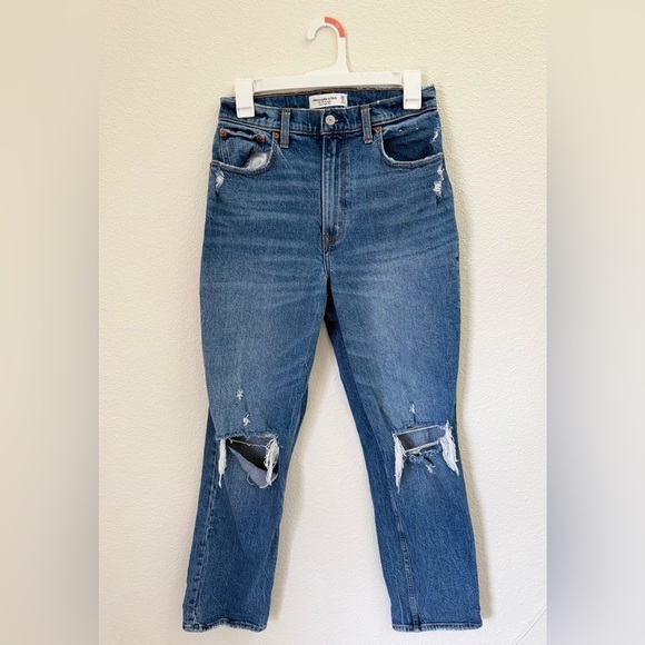 Abercrombie & Fitch The ‘90s Straight Ultra High Rise Jeans Women’s Size 28/6 - Picture 2 of 7